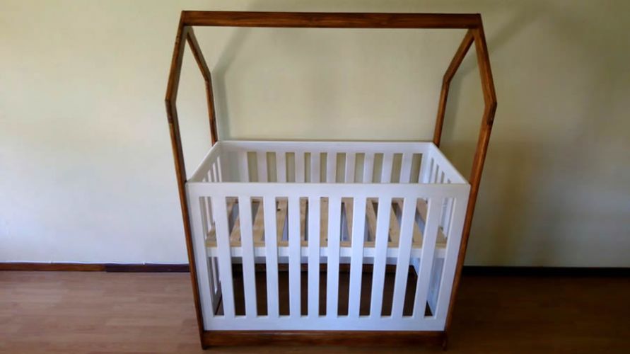 House Framed Baby Cot | 2 Tone